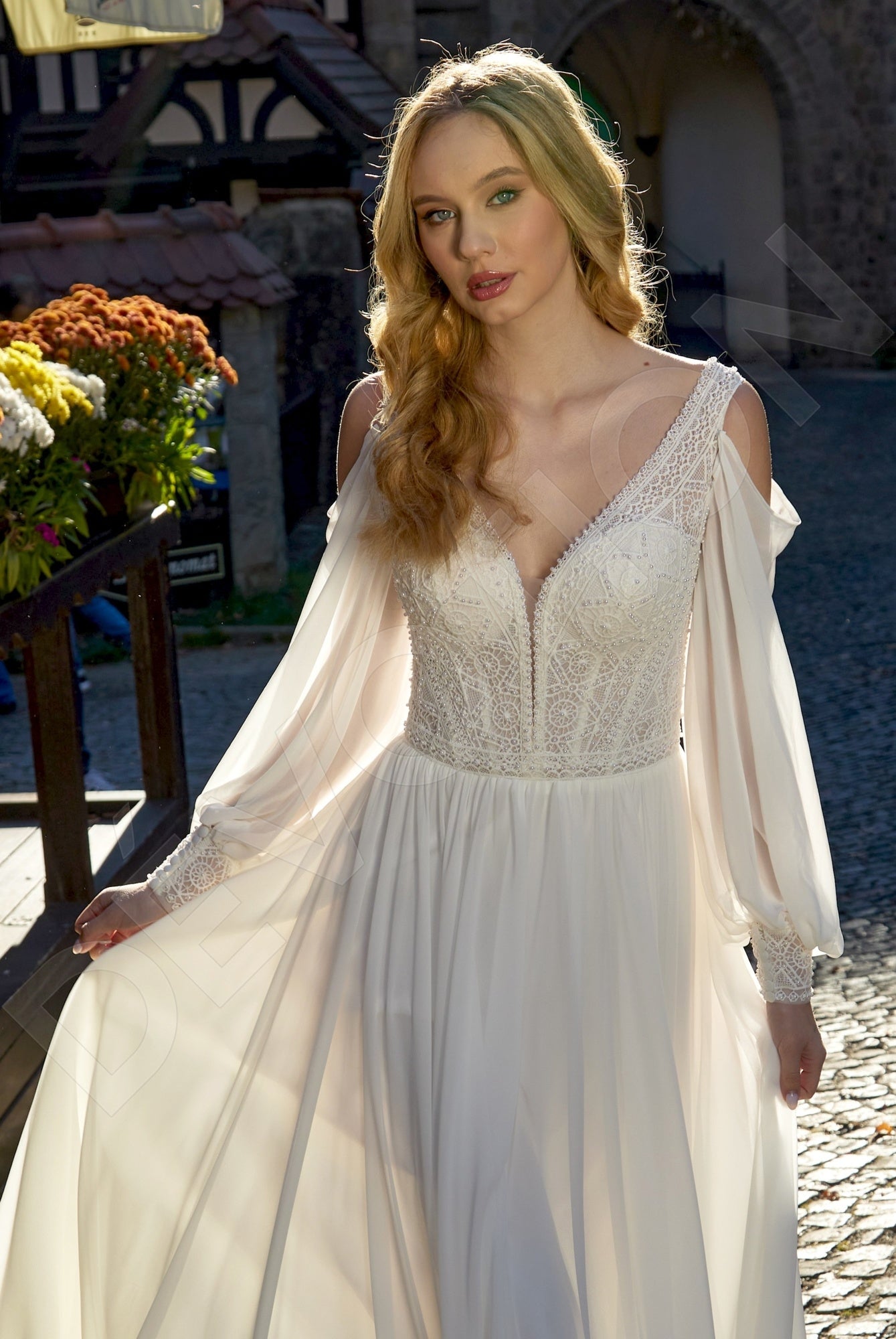 Emmie A-line V-neck Milk Wedding dress