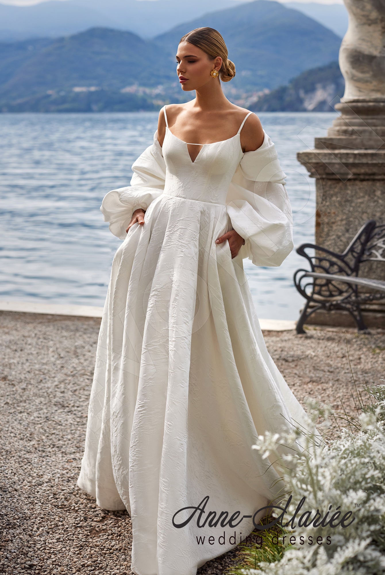 Avita A-line Sweetheart Milk Wedding dress Front