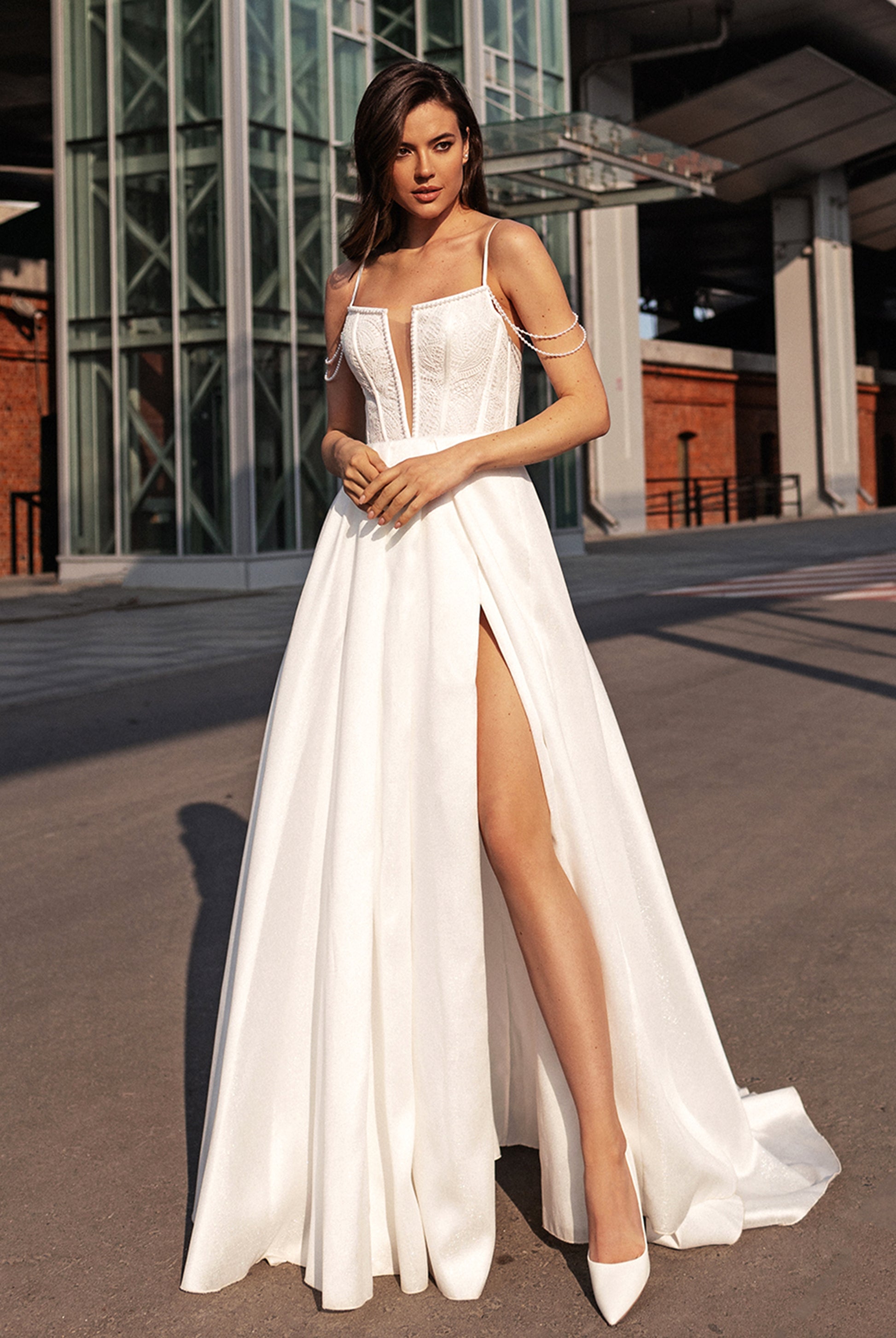 Caralina A-line Straight across Milk Wedding dress