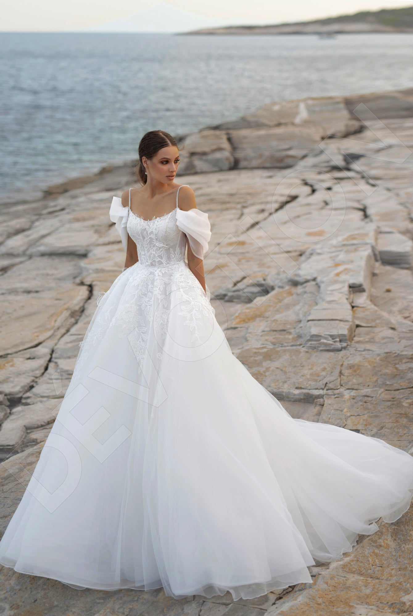 Hazel A-line Sweetheart Ivory Wedding dress