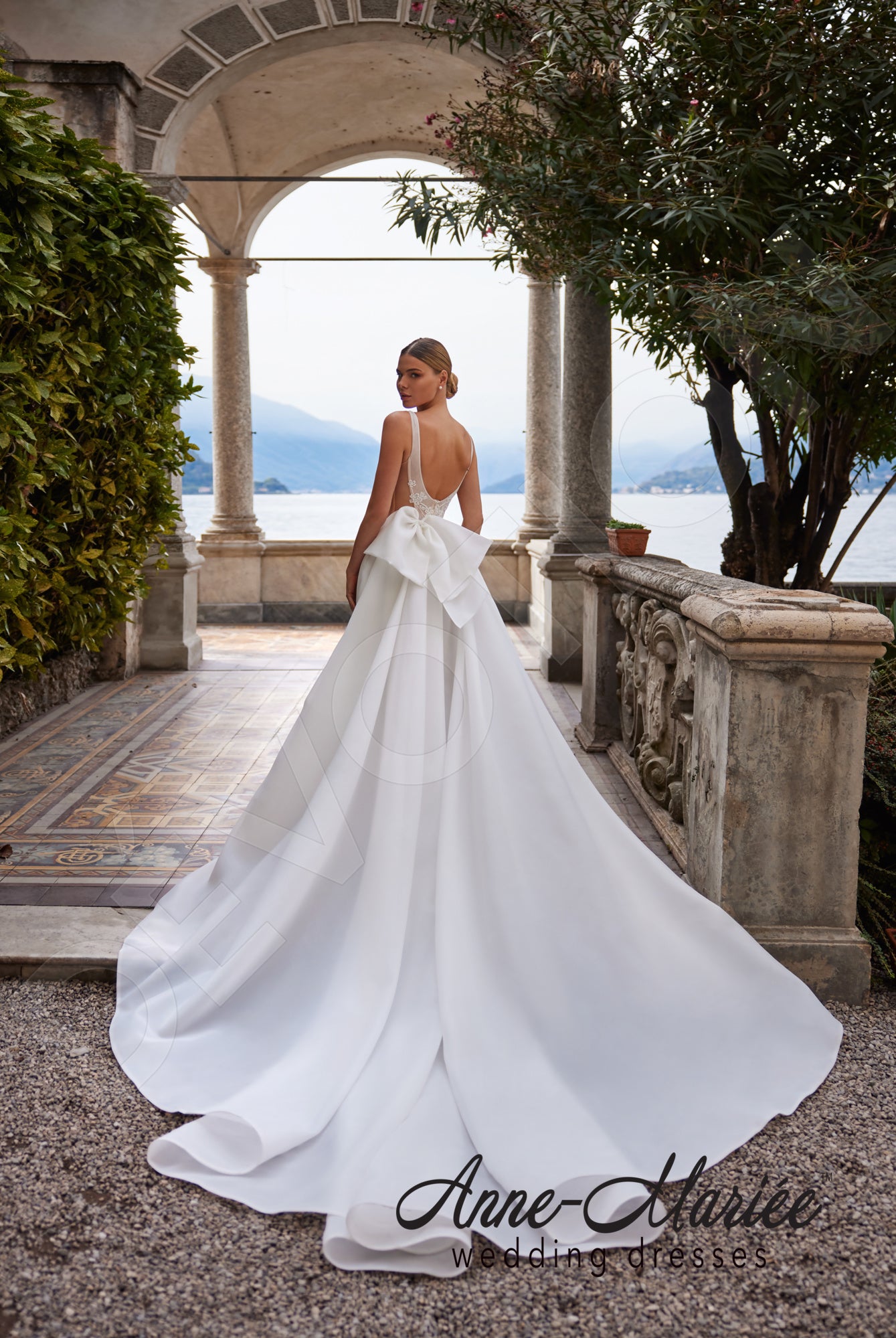 Ilaria A-line Deep V-neck Milk Wedding dress 6
