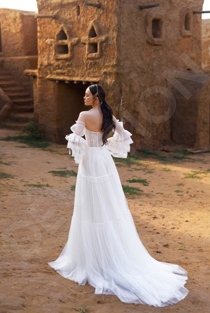 Korsty A-line Sweetheart Off White Wedding dress