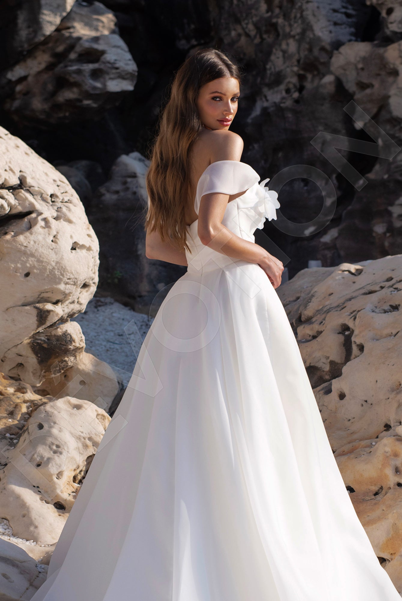 Luise A-line Sweetheart Ivory Wedding dress