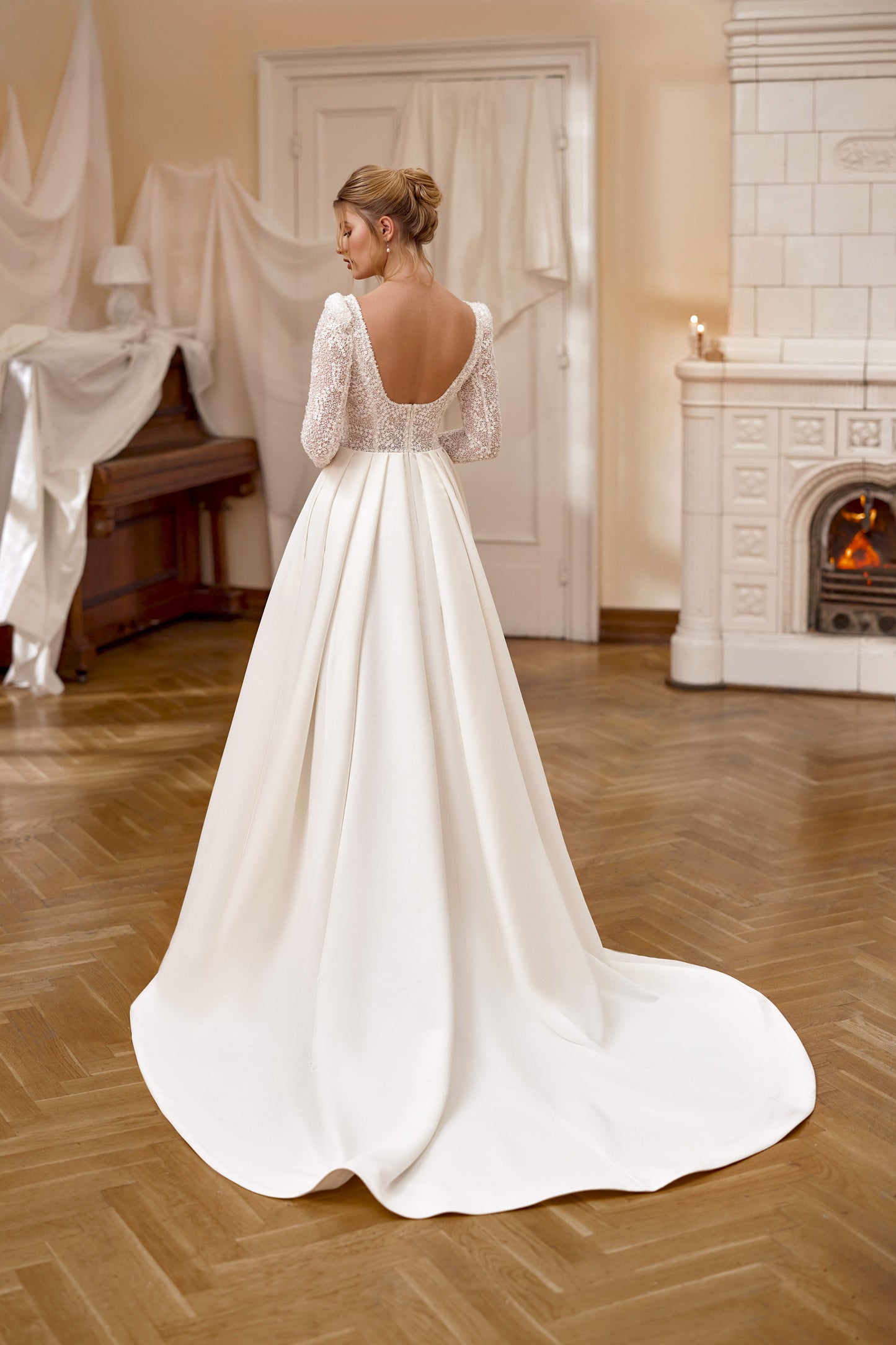 Marta A-line Square Milk Wedding dress