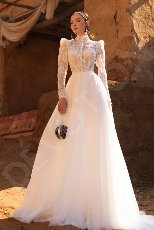Modest Sequined Lace Overlay Long Sleeve Winter Bridal Dress - VQ