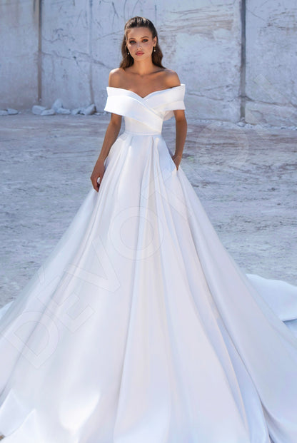 Olga A-line Sweetheart Ivory Wedding dress