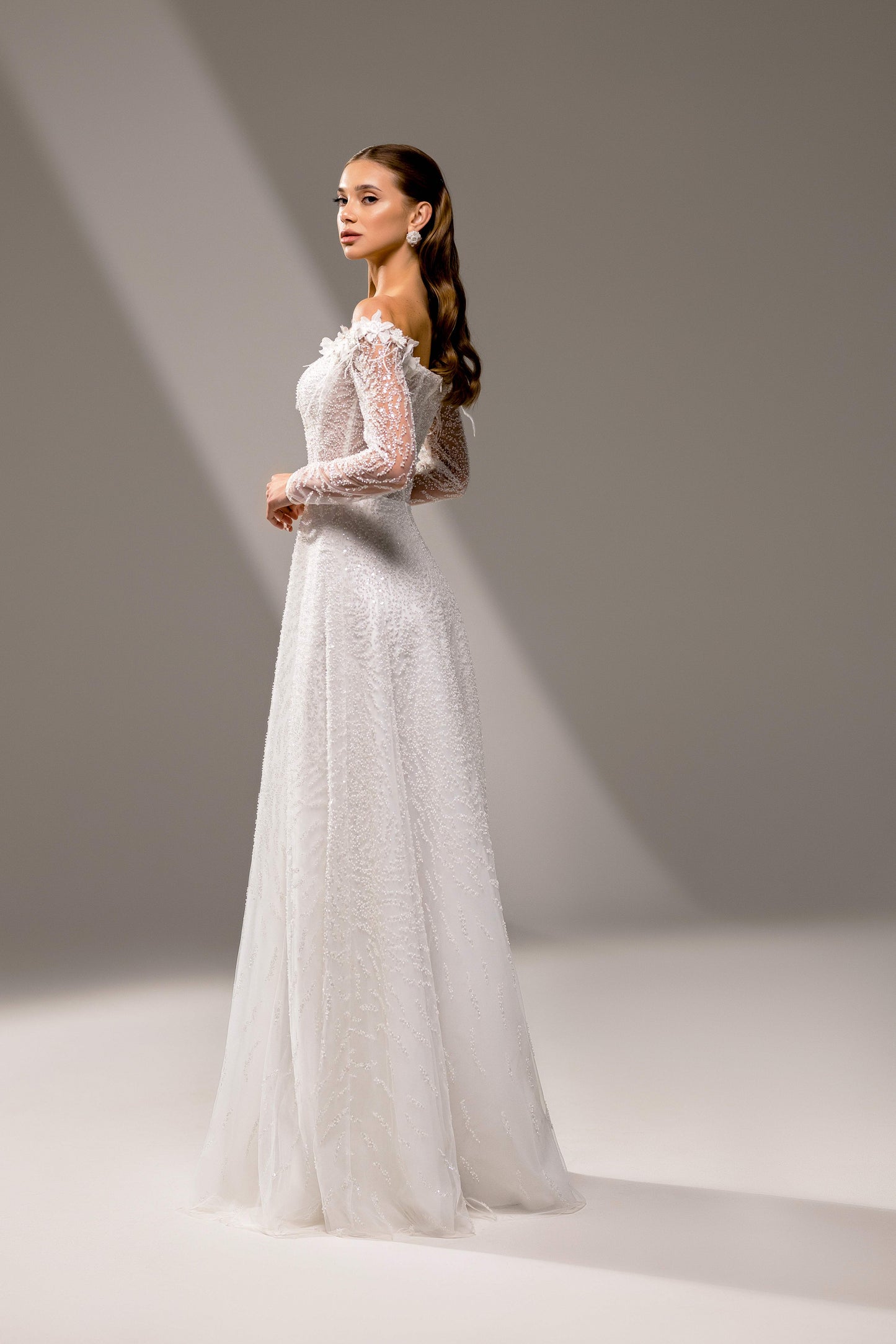 Violina A-line Off-shoulder/Drop shoulders Milk Wedding dress