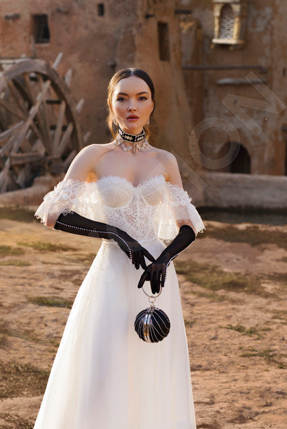 Sandre A-Line Sweetheart Off White Wedding dress