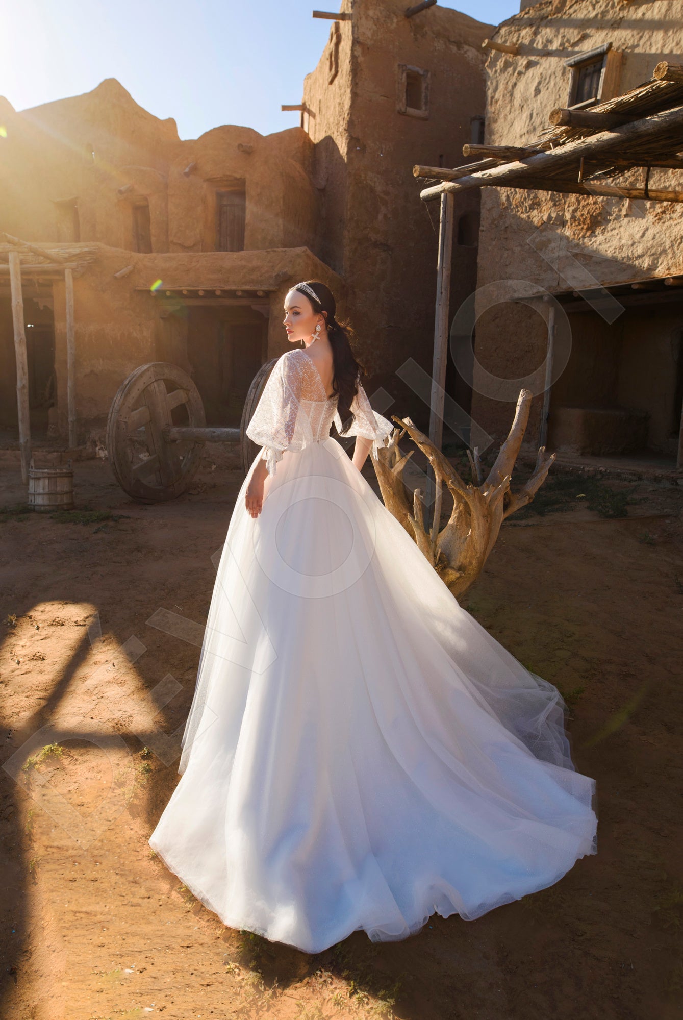 Savantia A-Line Sweetheart Off White Wedding dress
