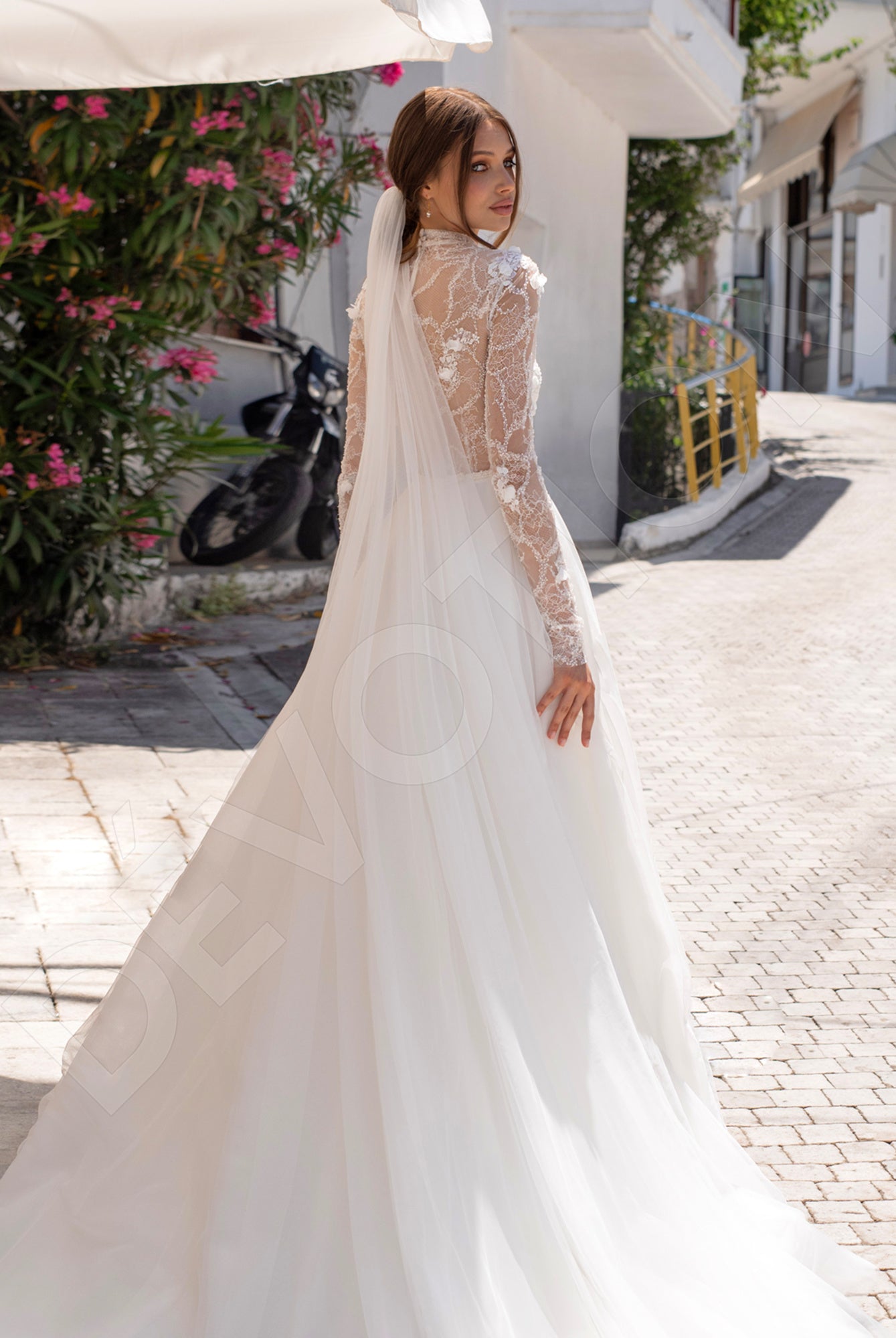 Soul A-line High neck Ivory Wedding dress