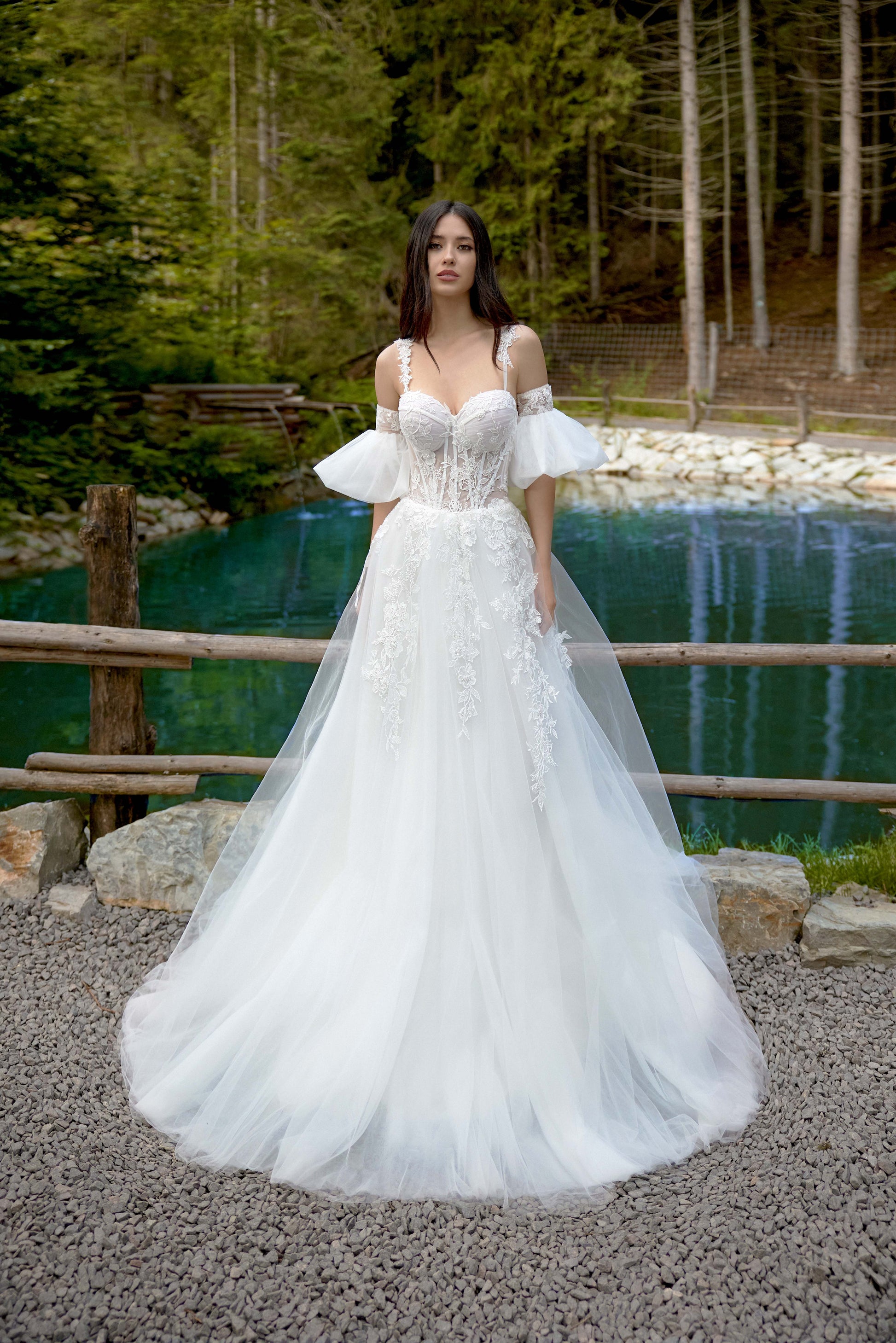 Anitte A-line Sweetheart Milk Wedding dress