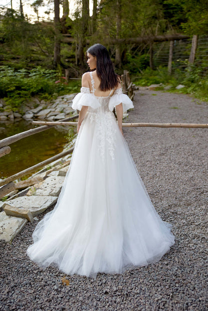 Anitte A-line Sweetheart Milk Wedding dress