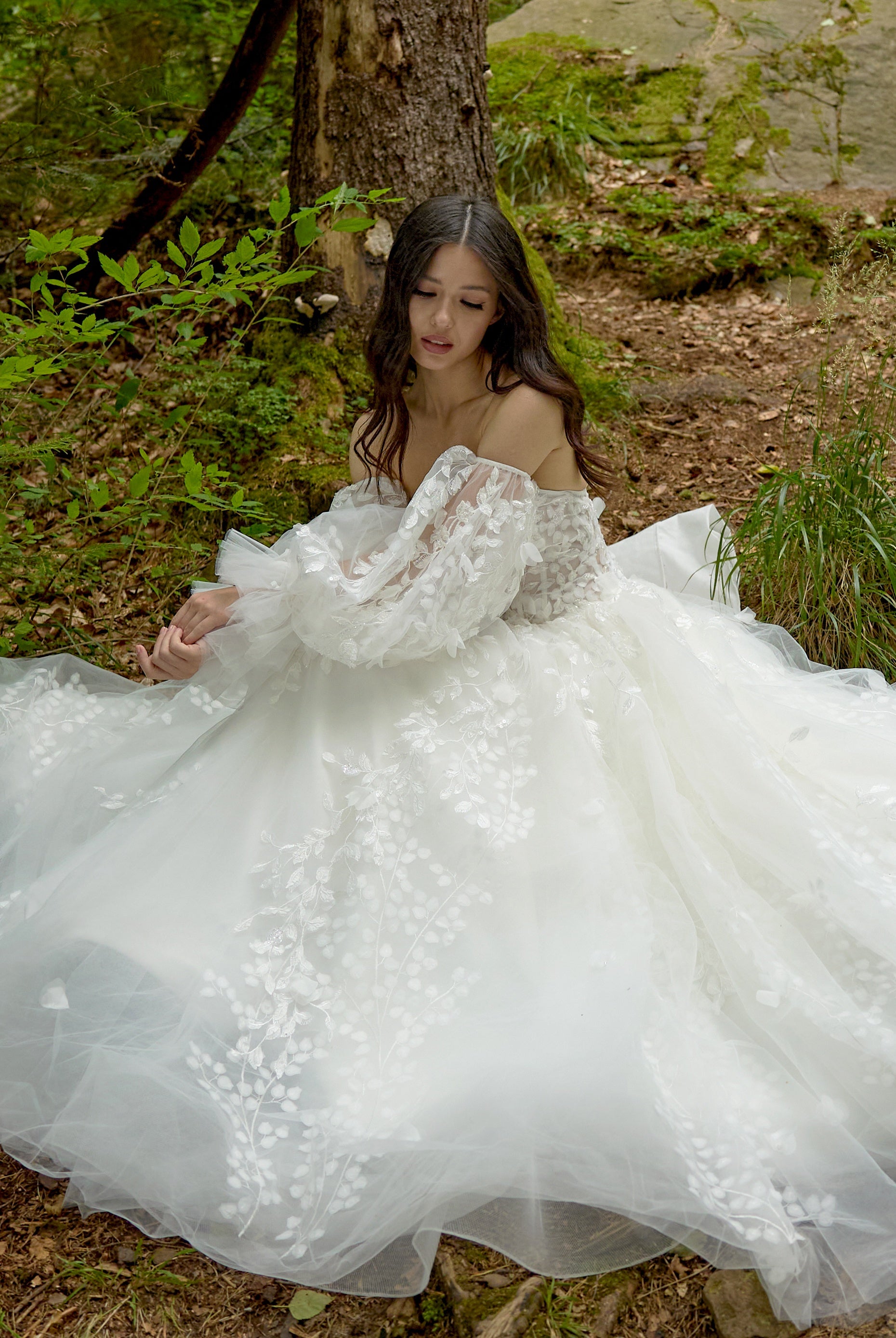Julien Princess/Ball Gown Straight across Milk Wedding dress