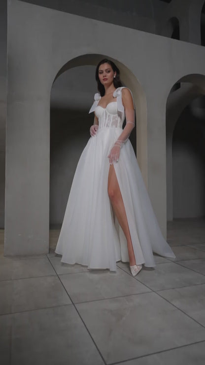Aurike A-line Sweetheart Milk Wedding dress
