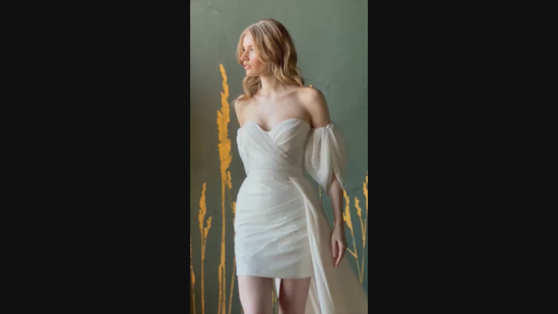 Mersayl Sheath/Column Sweetheart Pearl Silver Wedding dress video