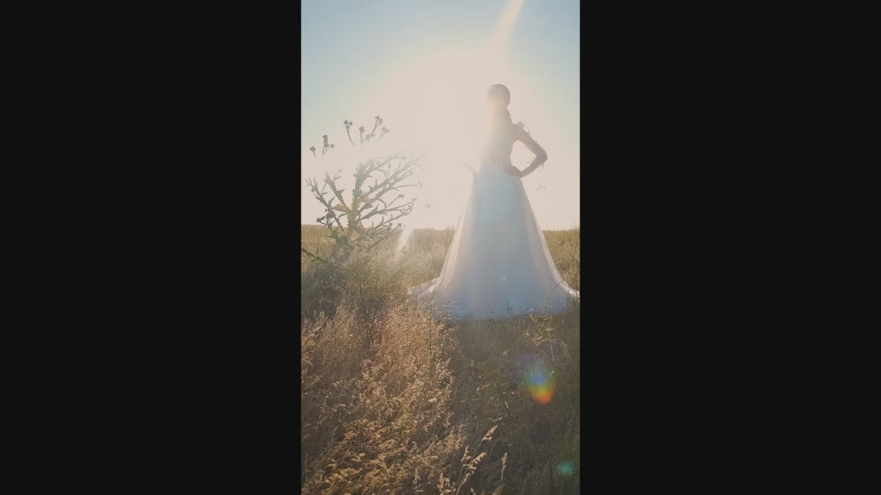 Alesta  A-line Sweetheart Off White Wedding Dress video