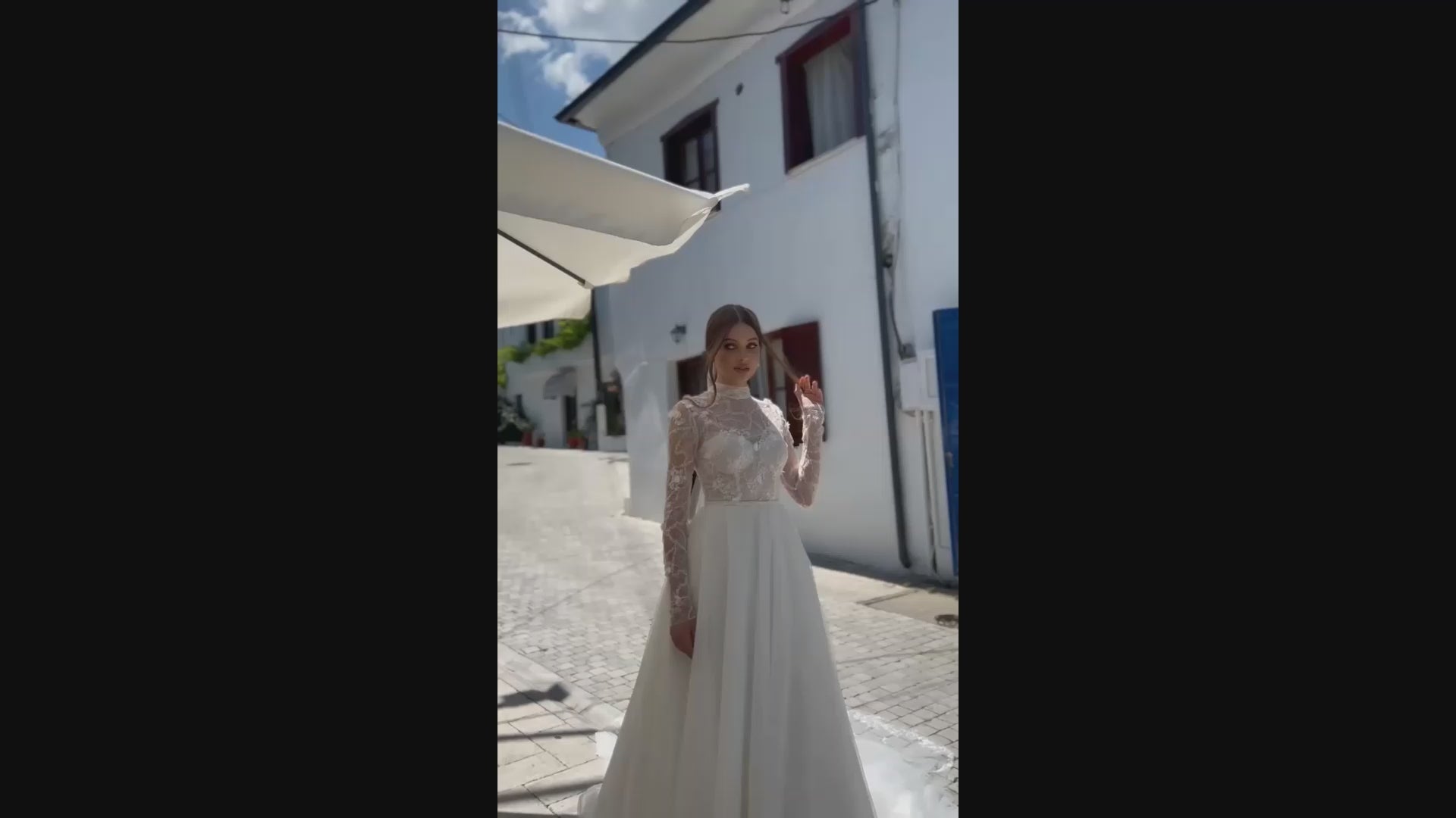 Soul A-line High neck Ivory Wedding dress video