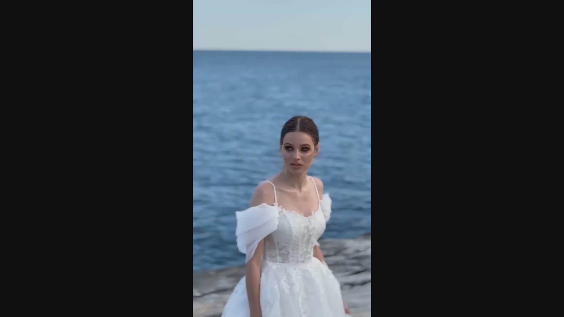 Hazel A-line Sweetheart Ivory Wedding dress video