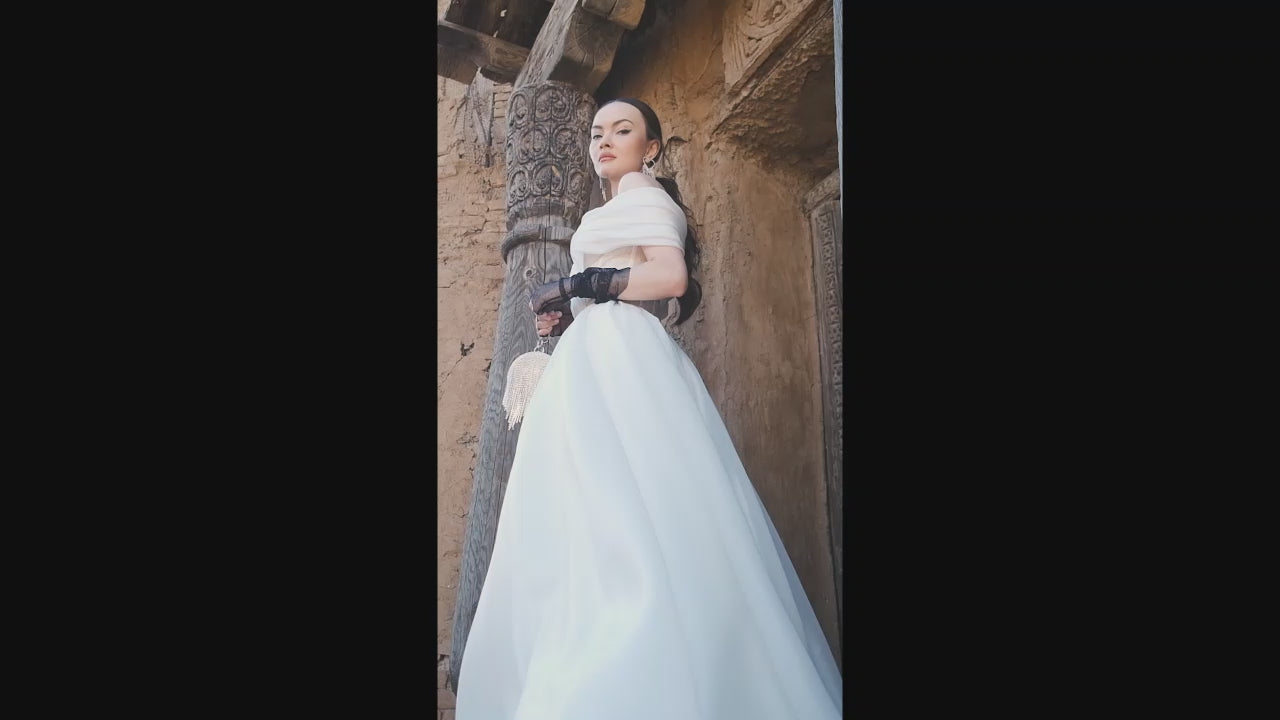 Branta A-line Sweetheart Off White Wedding dress video