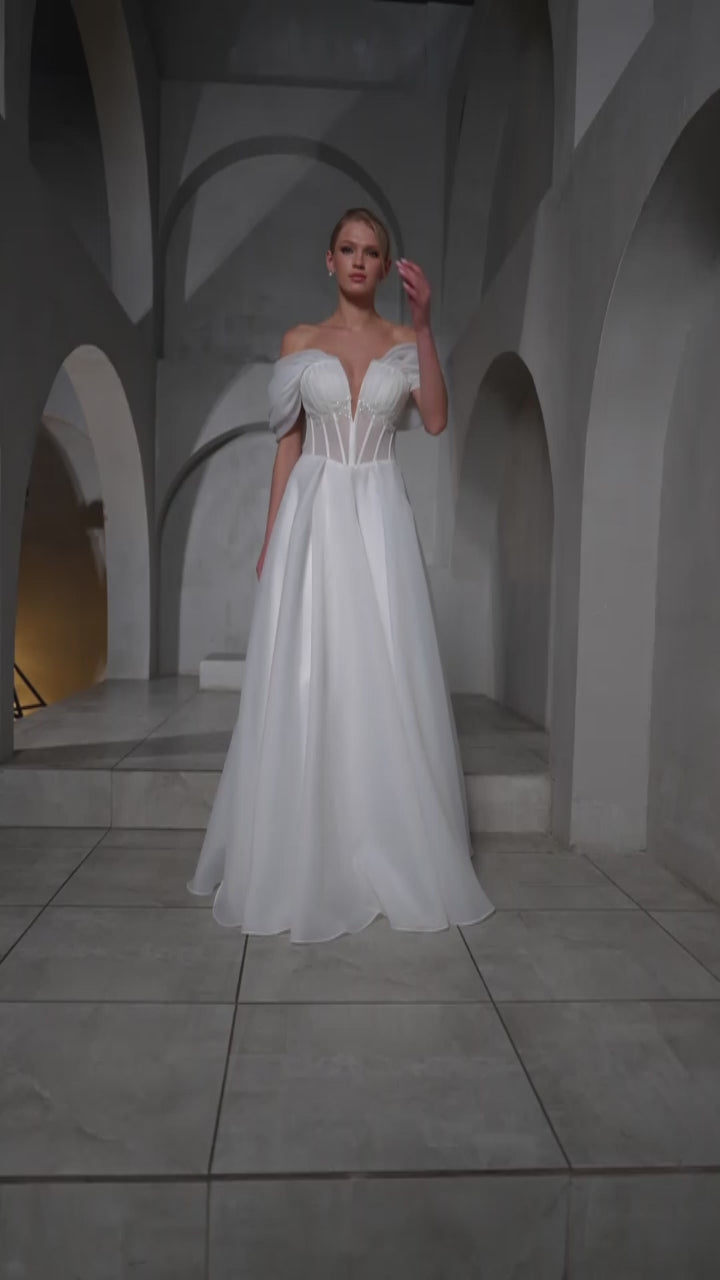 Milen A-line Sweetheart Milk Wedding dress video