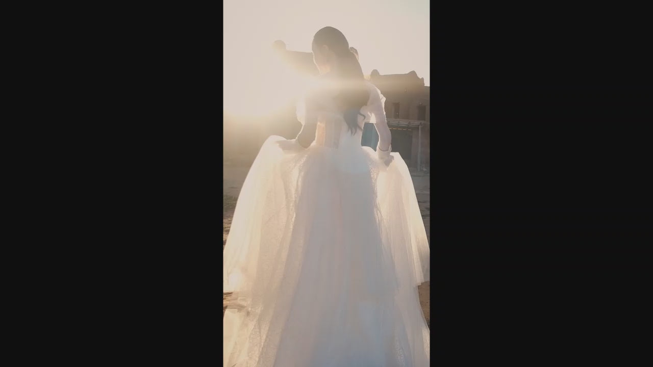 Juventa A-line Sweetheart Off White Wedding dress video