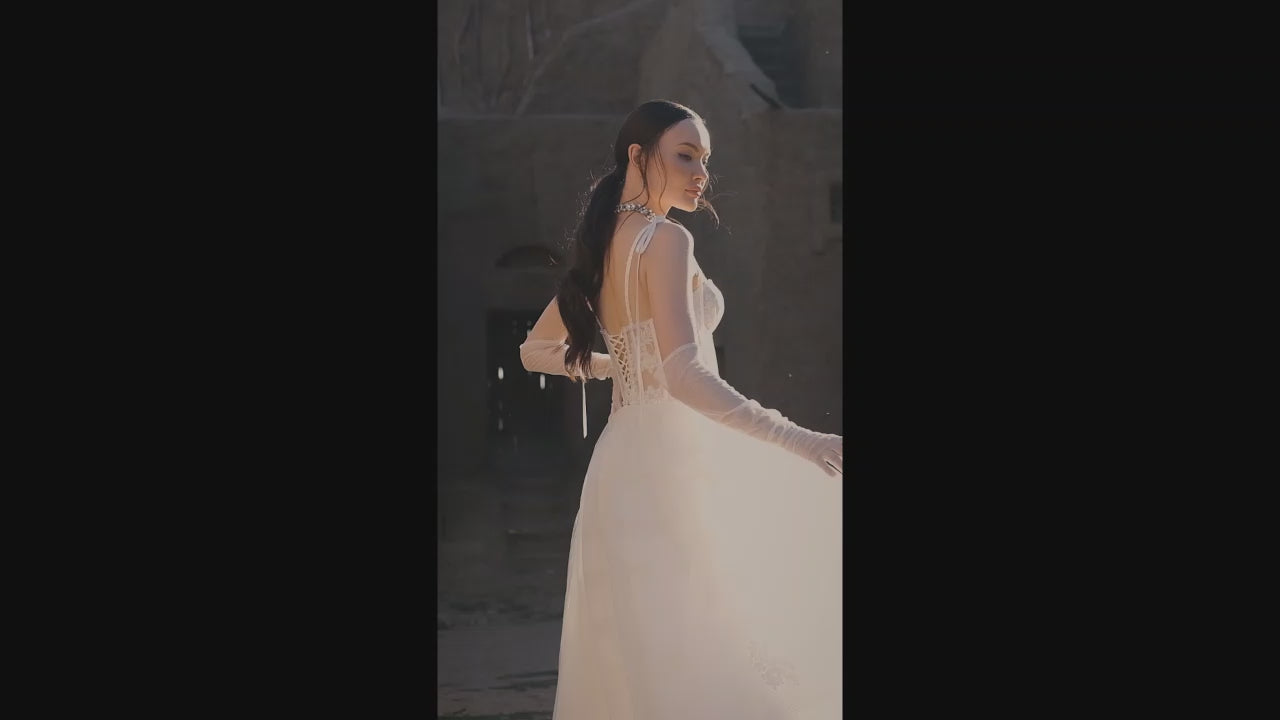 Aleria A-line Sweetheart Off White Wedding dress video
