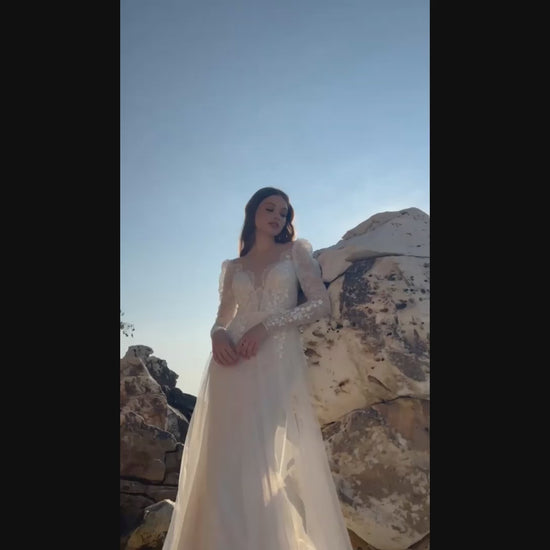 Liana Trumpet/Mermaid Illusion Ivory/Nude Wedding dress