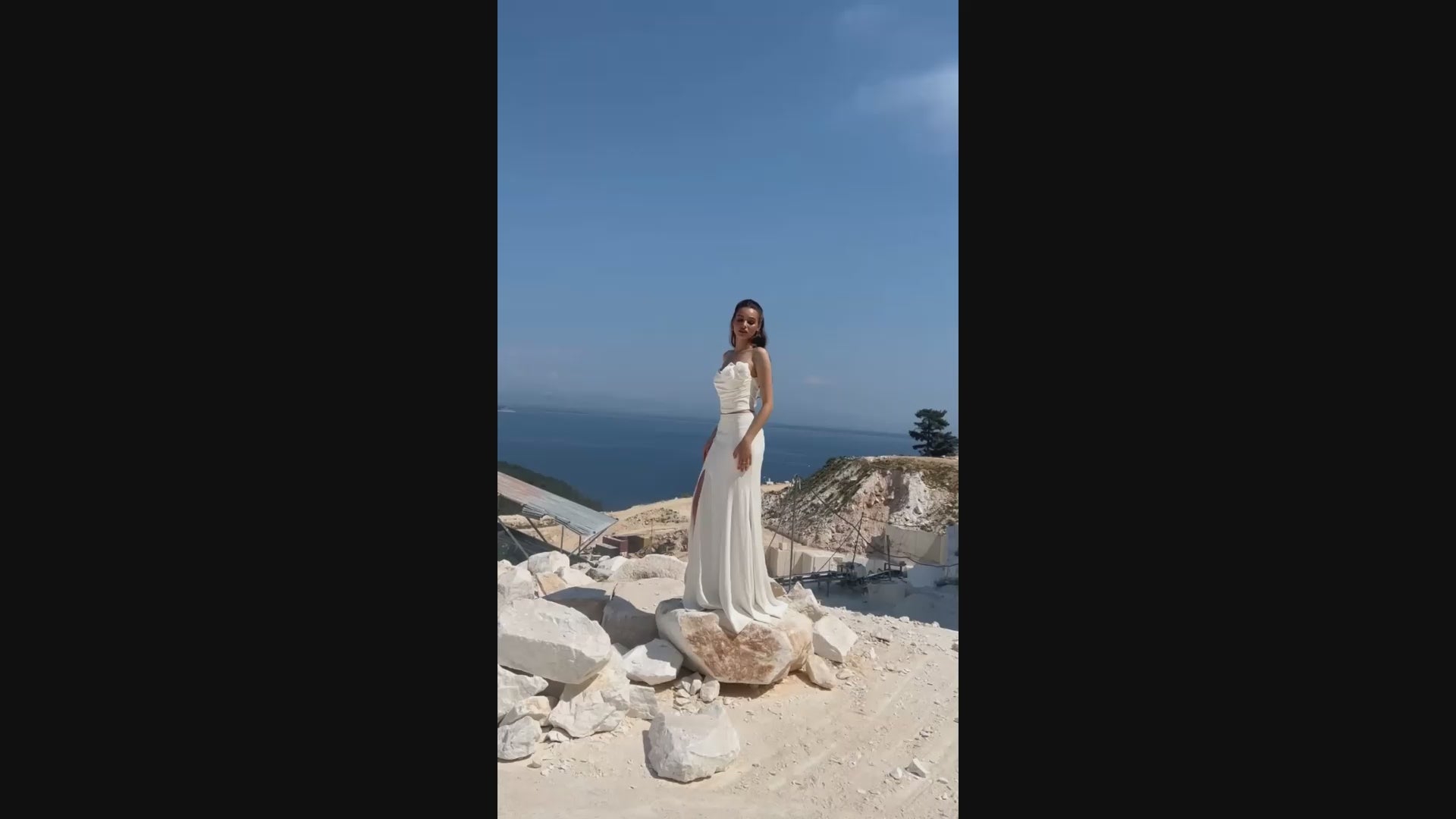 Norah Trumpet/Mermaid Straight across  Ivory Wedding dress