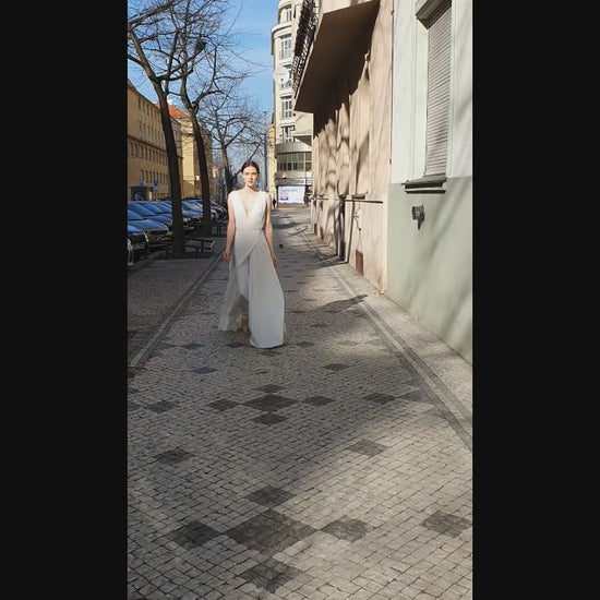 Jitka A-line Deep V-neck White Wedding dress