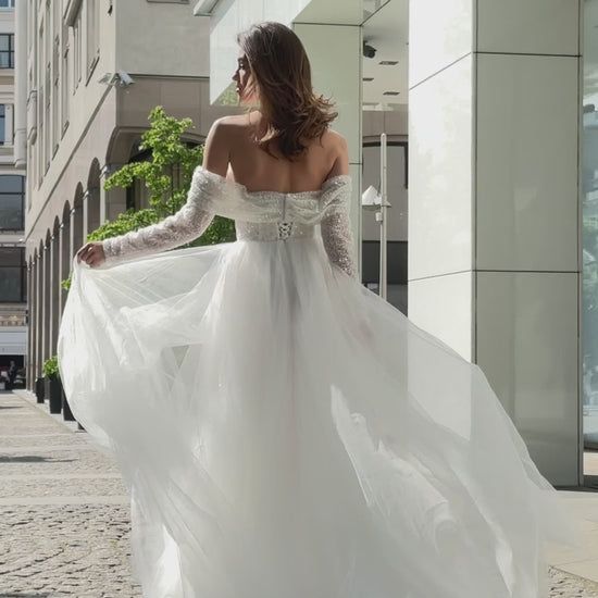 Jennys A-line Off-shoulder/Drop shoulders Milk Wedding dress