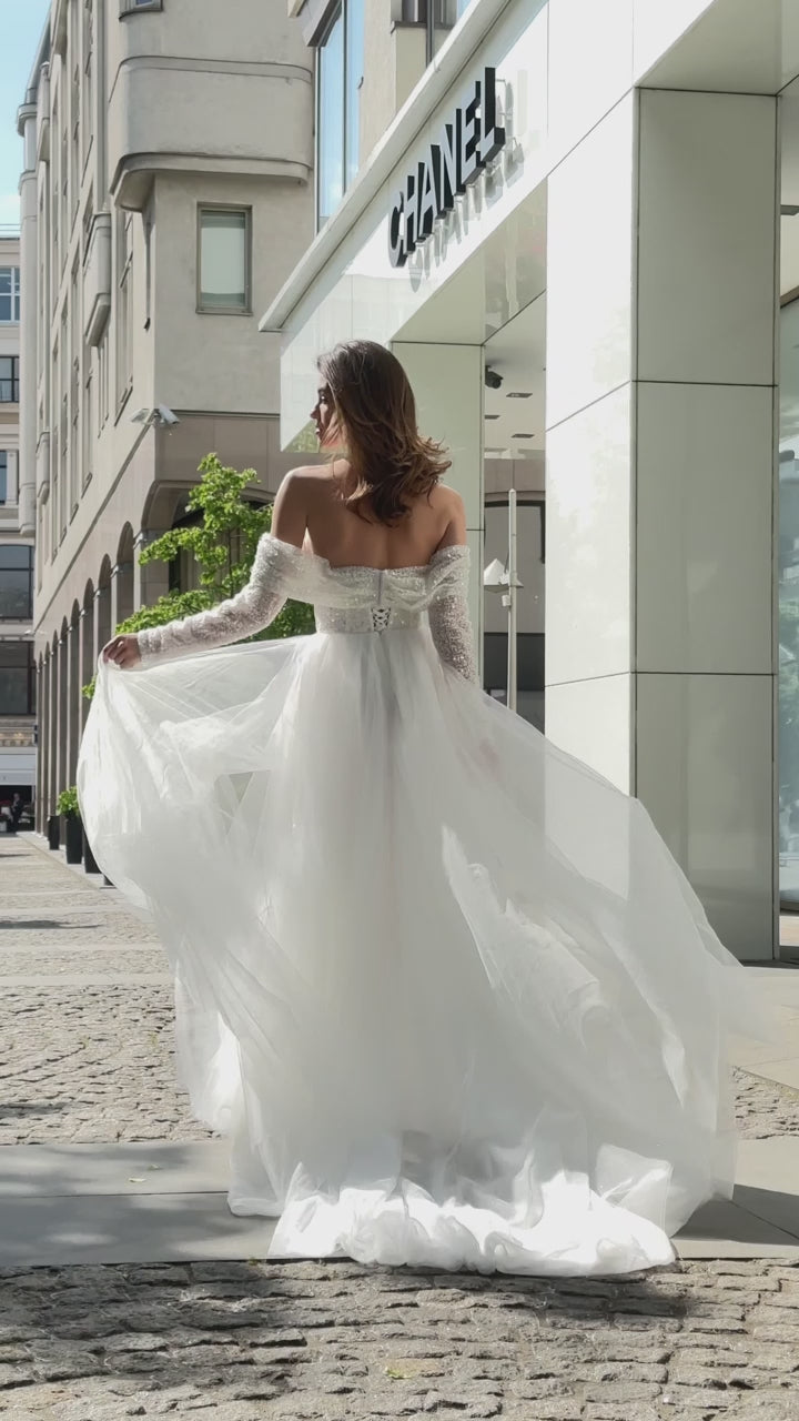 Jennys A-line Off-shoulder/Drop shoulders Milk Wedding dress video