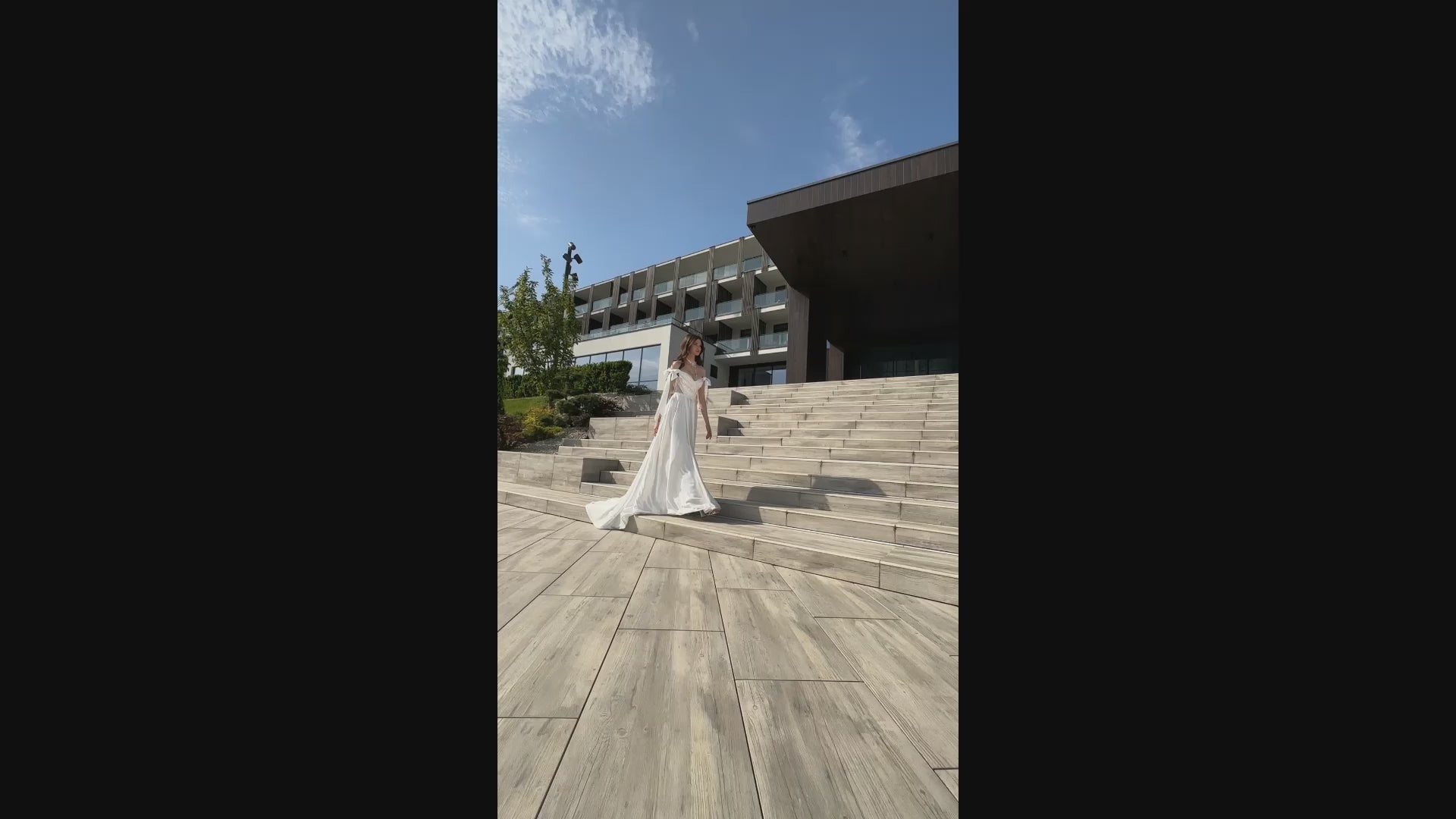 Ivy A-line Sweetheart Ivory Wedding dress video