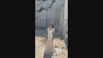 Erin Trumpet/Mermaid Boat Ivory/Nude Wedding dress