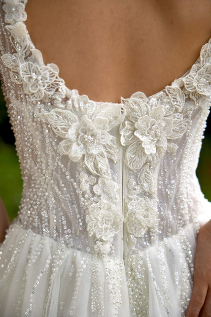Sandi A-line Sweetheart Milk Wedding dress