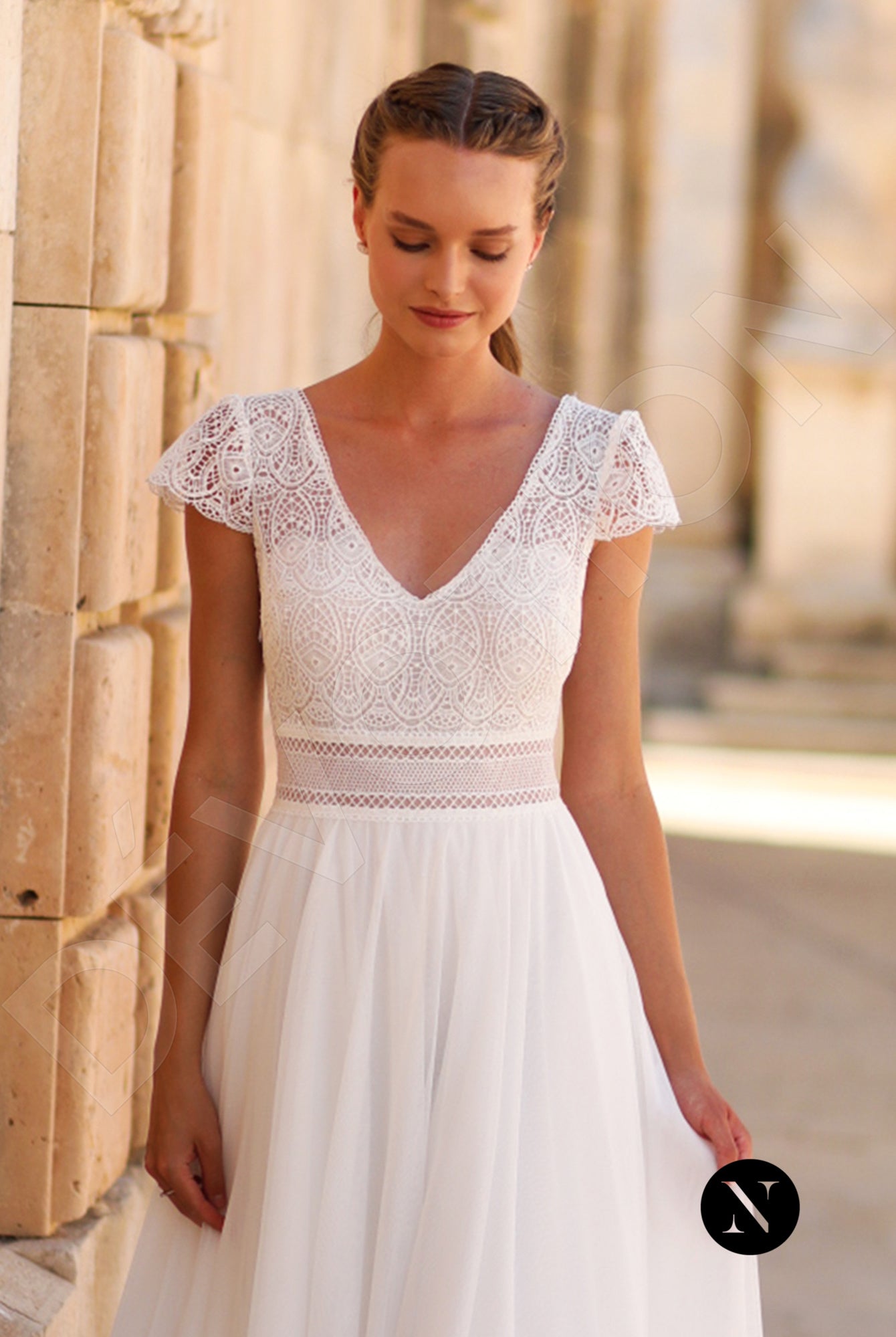 Cora A-line V-neck Ivory Wedding dress 4