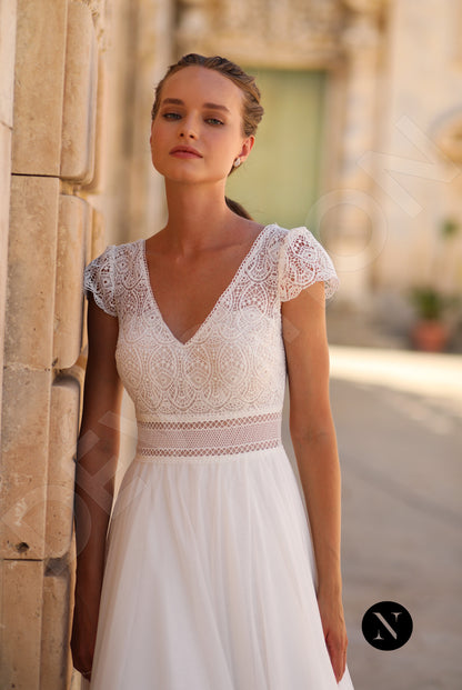 Cora A-line V-neck Ivory Wedding dress 2