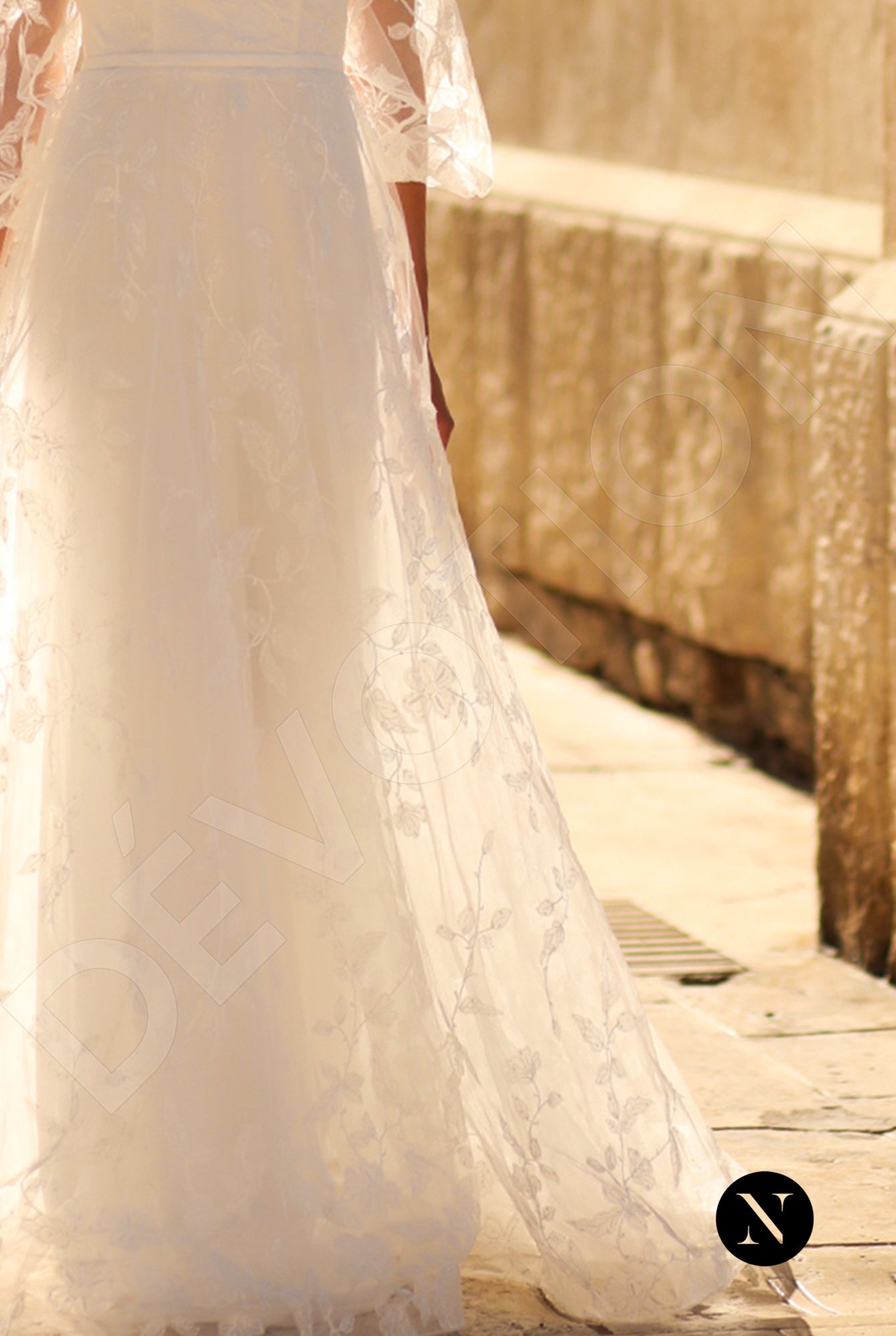 Fibi A-line Square Ivory Wedding dress 5