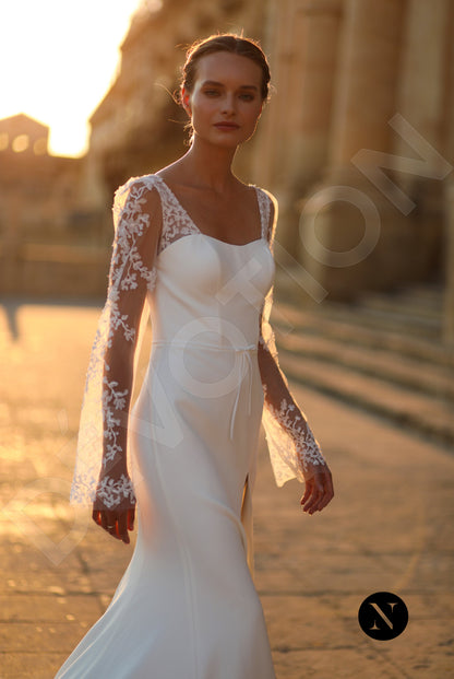 Noel Trumpet/Mermaid Square Ivory Wedding dress 2