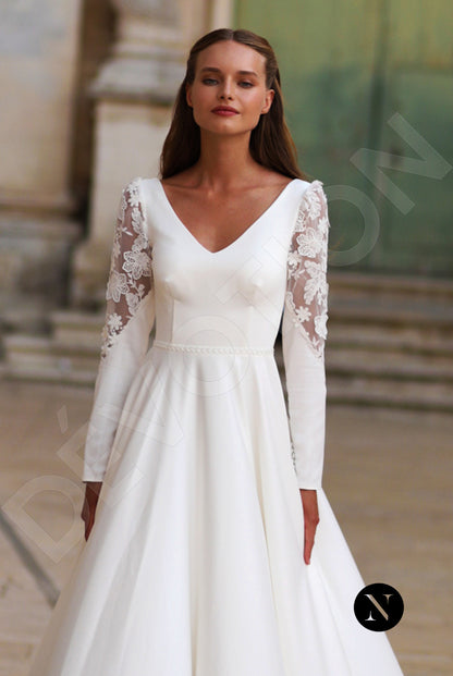 Roxana A-line V-neck Ivory Wedding dress 3