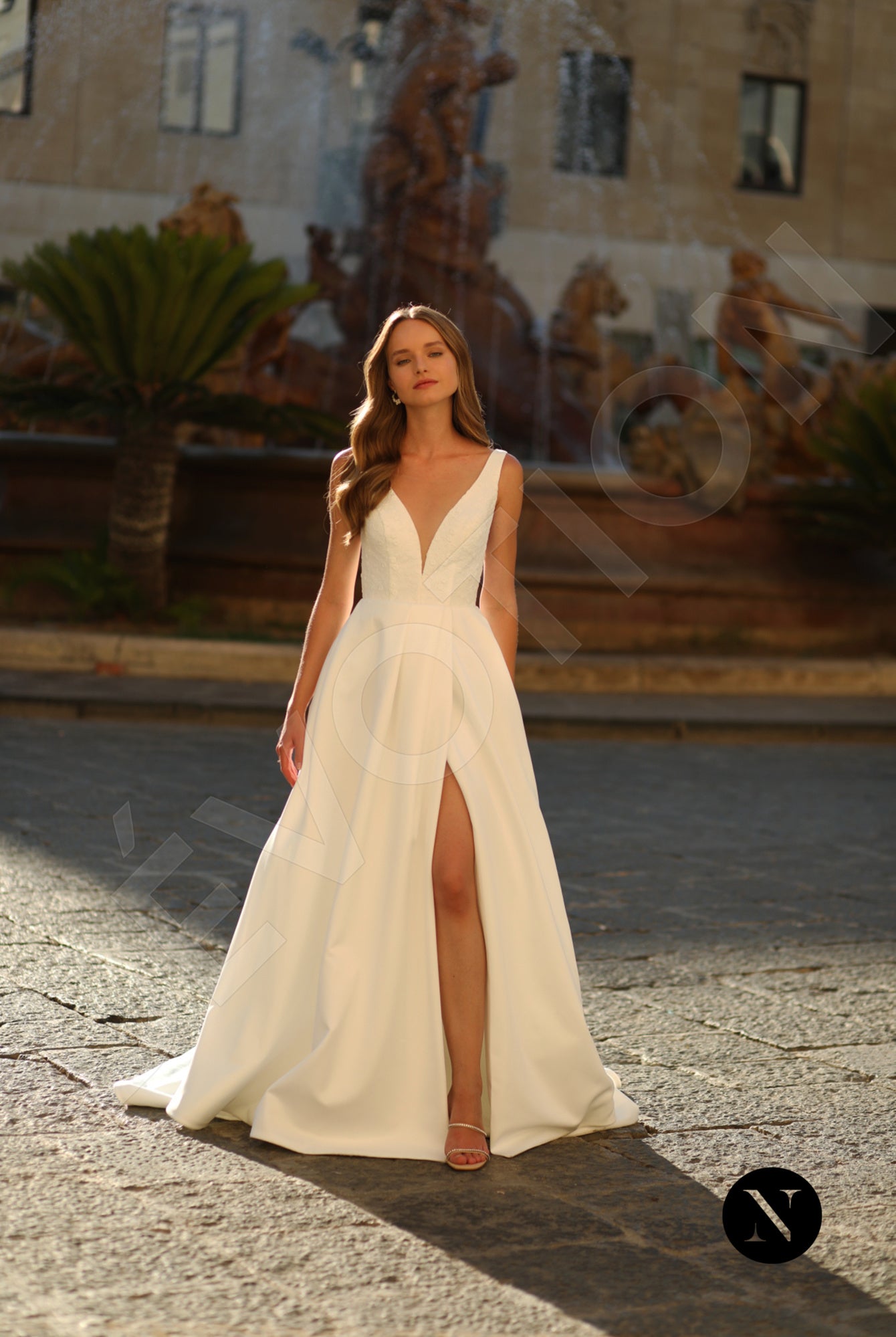 Vanessa A-line Deep V-neck Ivory Wedding dress