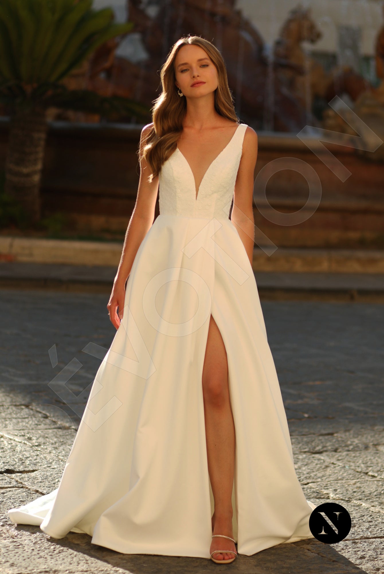 Vanessa A-line Deep V-neck Ivory Wedding dress Front