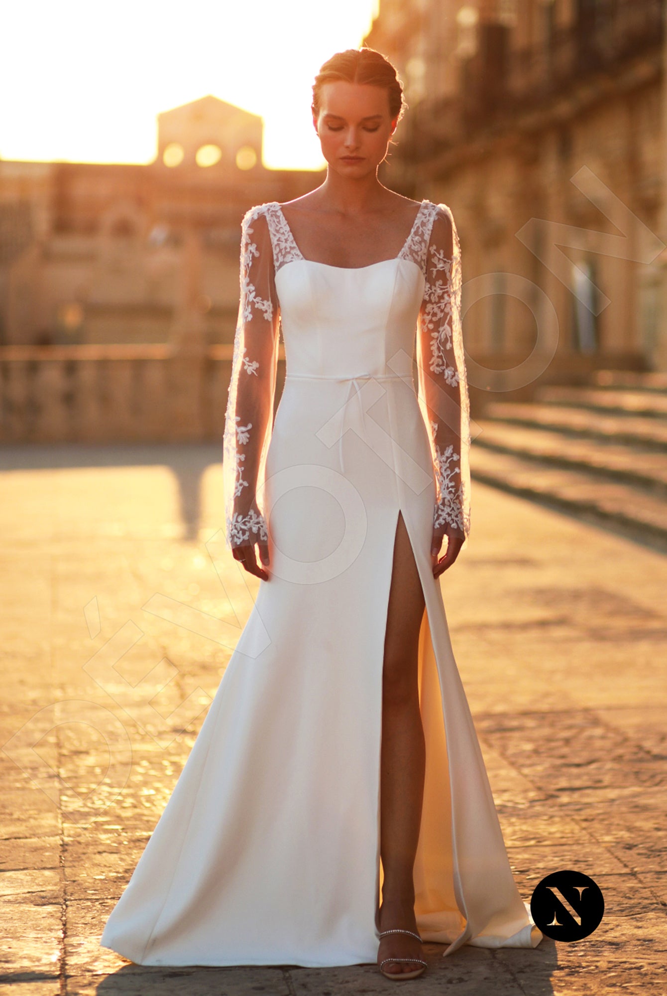 Noel Trumpet/Mermaid Square Ivory Wedding dress Front
