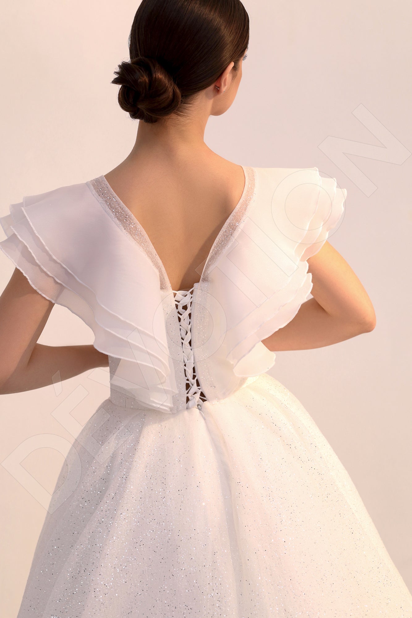 Amalisa Princess/Ball Gown V-neck Light Ivory Wedding dress