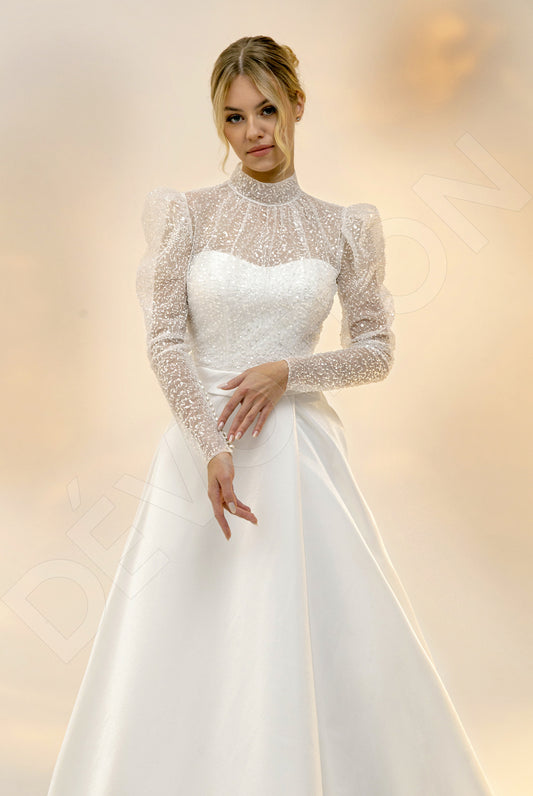 MIRENA, Princess wedding dress with V-neck