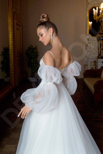 Inrey A-line Sweetheart Off White Wedding dress
