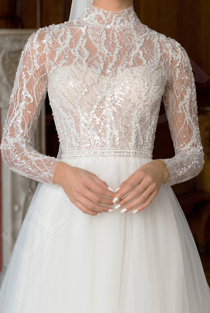 Misteria Princess/Ball Gown High neck Off White Wedding dress