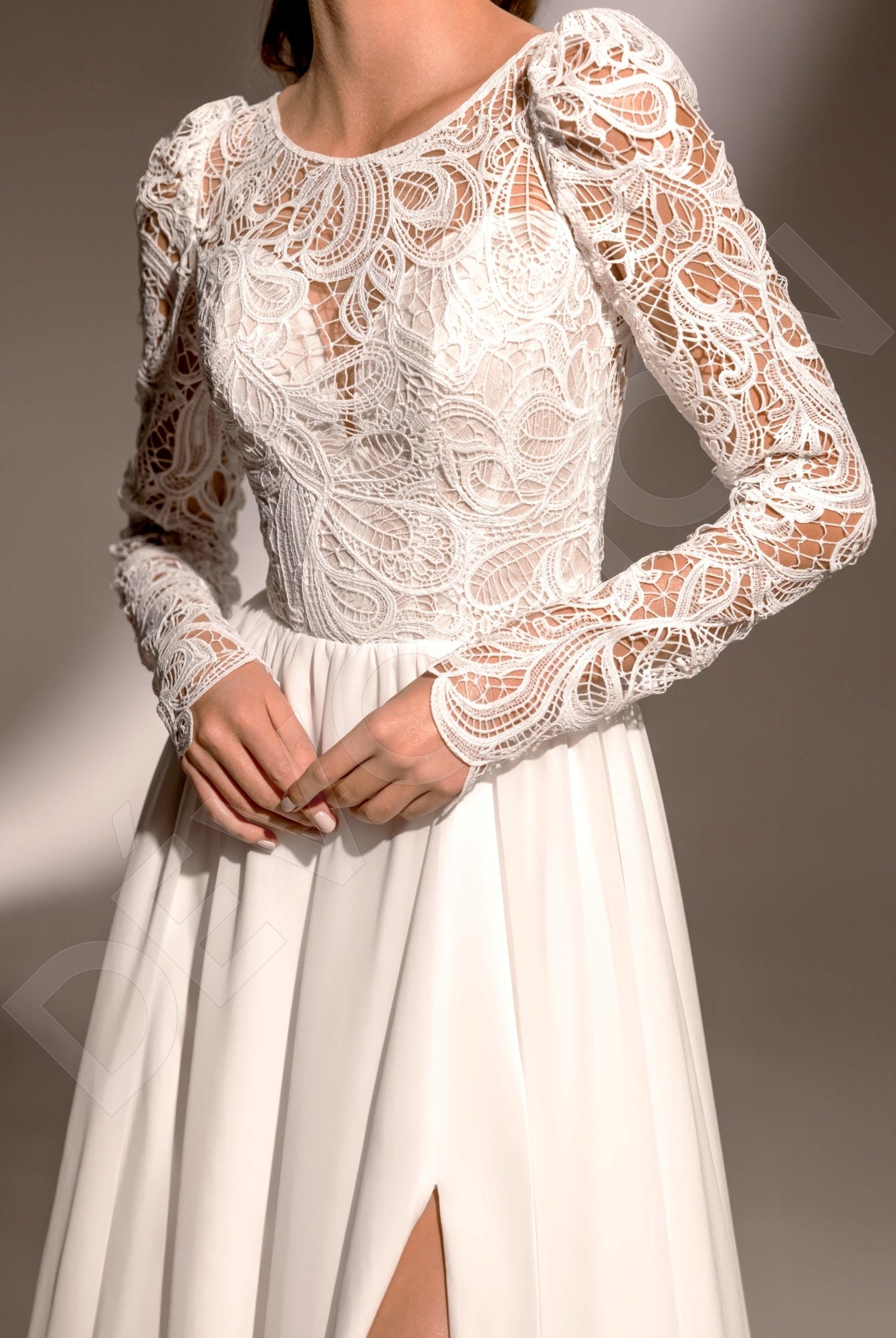 Aleni A-line Jewel Ivory Wedding dress