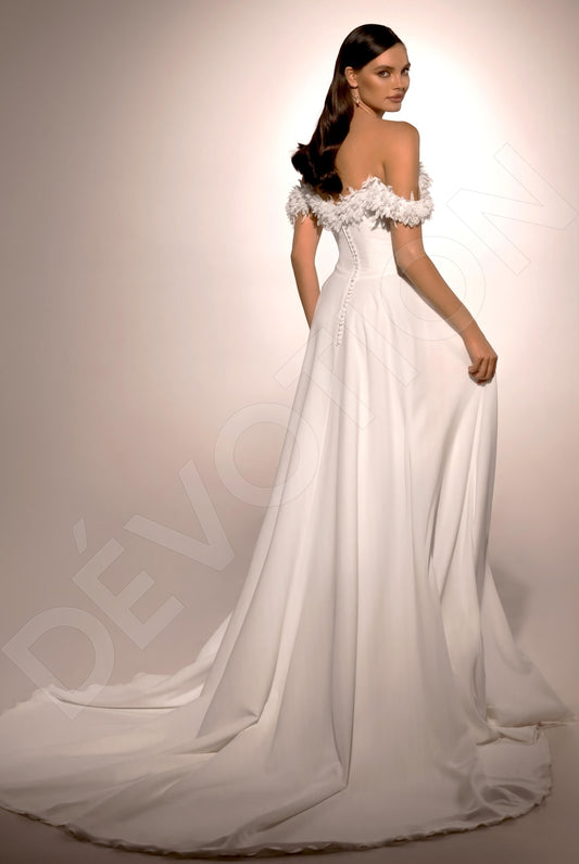 Korina A-line Off-shoulder/Drop shoulders Ivory Wedding dress