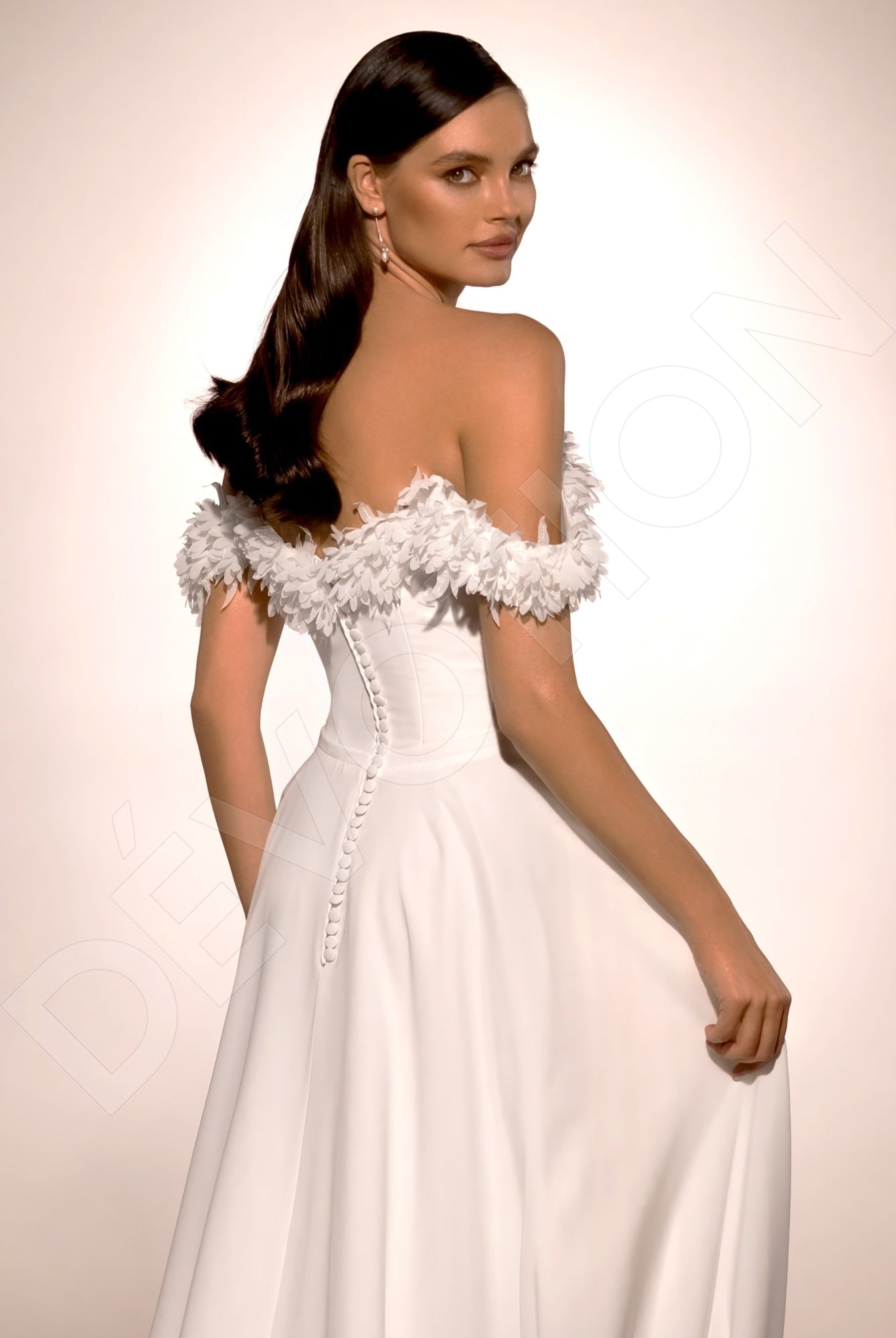 Korina A-line Off-shoulder/Drop shoulders Ivory Wedding dress