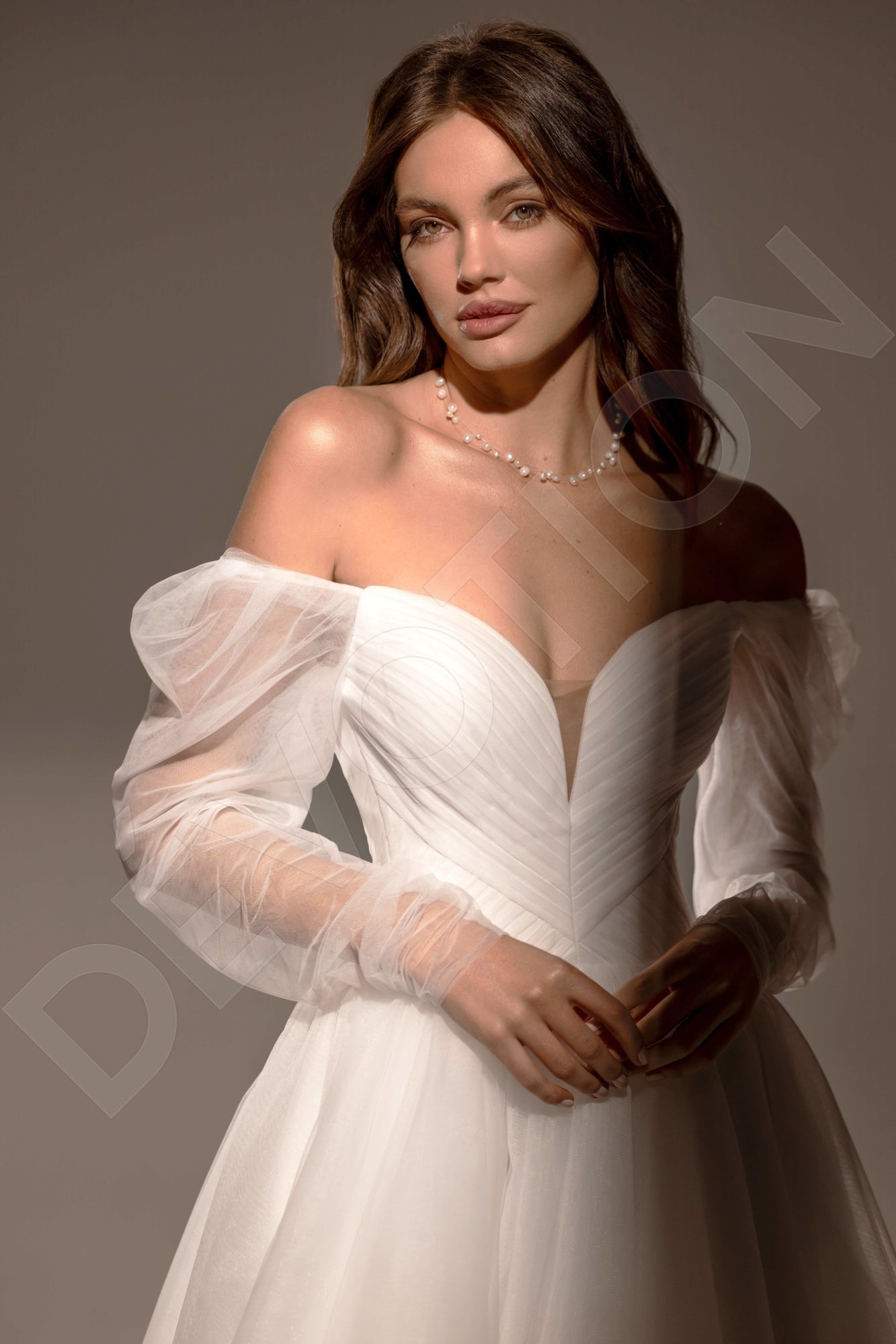 Miana Princess/Ball gown Off-shoulder/Drop shoulders Ivory Wedding dress